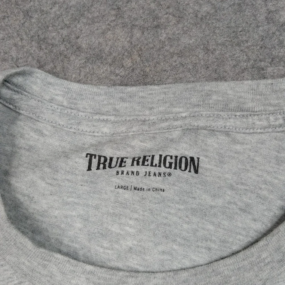 True Religion Shirt Mens Large Gray Buddha Guitar‎ Logo Graphic Tee Tagless